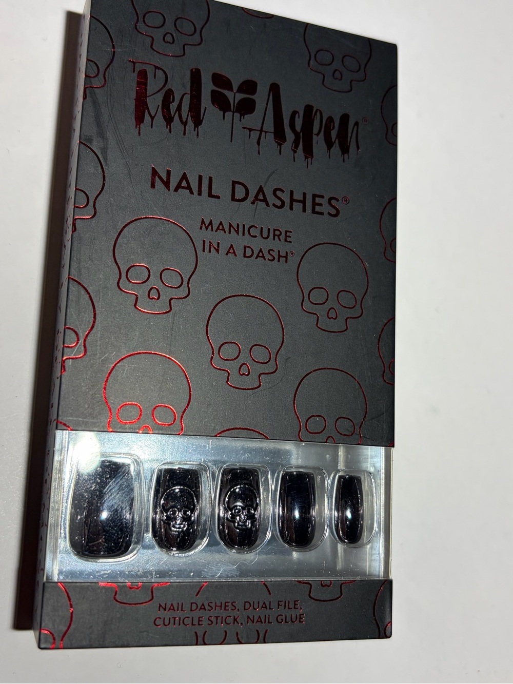 Black Nail Dashes Manicure Set